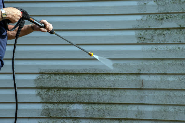 Best Commercial Pressure Washing in Seis Lagos, TX